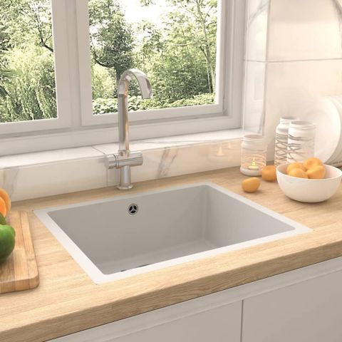 vidaXL Kjøkkenvask med overløpshull hvit granitt(147072)
