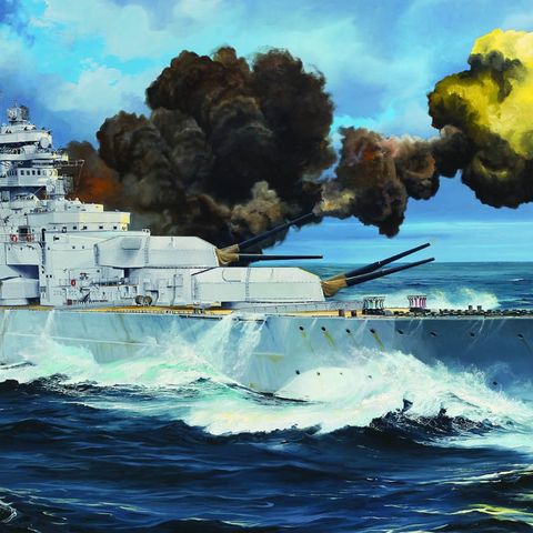 Trumpeter 1/200 German Bismarck Battleship