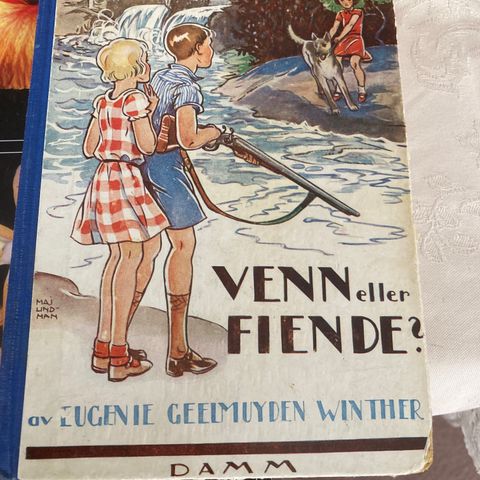 Venn eller fiende ? —      Fra 1933.   Eugenie Winther