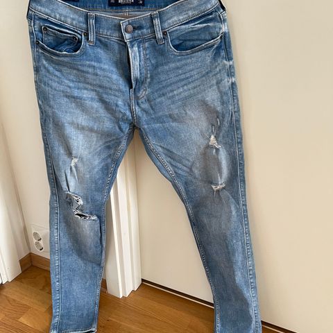 Hollister- tøff jeans