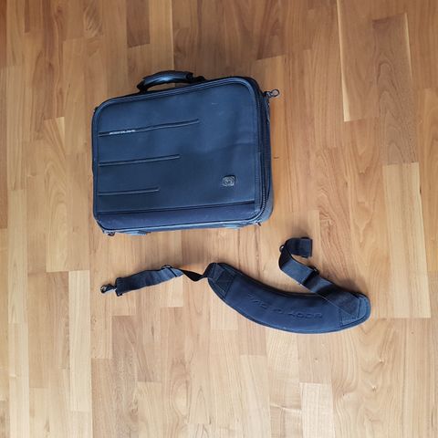 Laptop bag fra "BODY GLOVE" for kr. 150