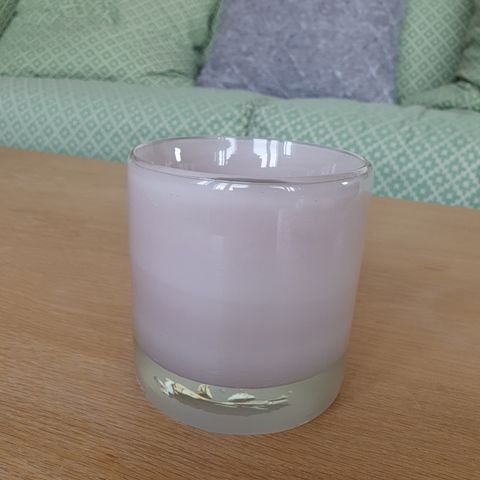 Glass, håndblåst, rosa