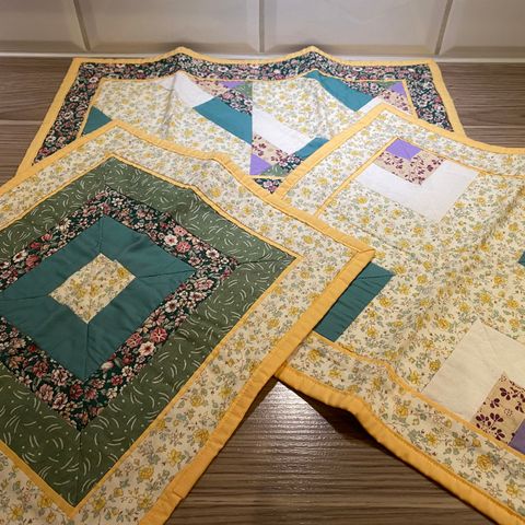 Patchwork duker, 2 sett a 3 stk duker