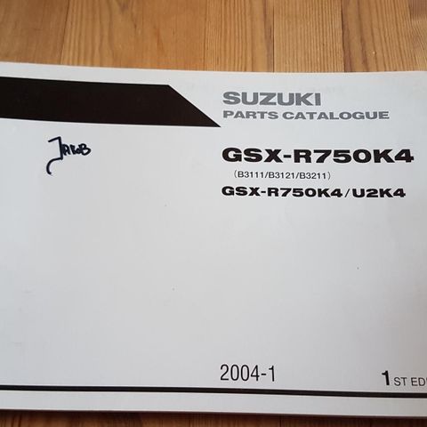 Suzuki GSX-R 750K4 Delekatalog.