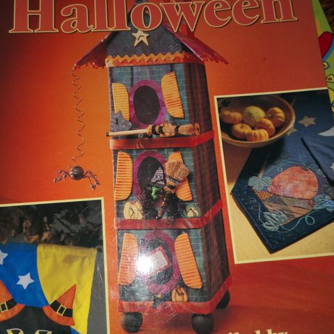 Creepy Crafty Halloween idebok