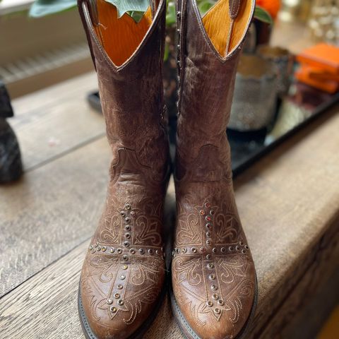 Mexicana boots