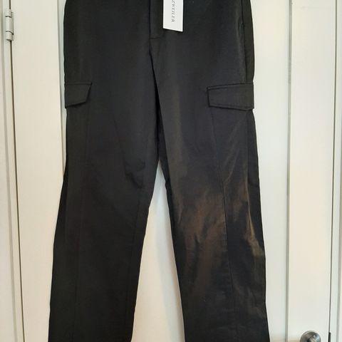 Ny Holzweiler bukse str XS. Dunder trouser black. Cargobukse