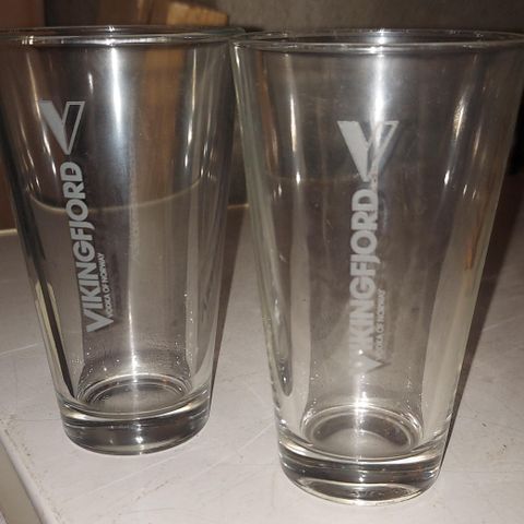 2 vikingfjord glass.