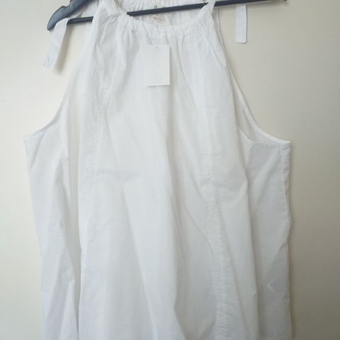 New H&M white sleeveless cotton top, size XL