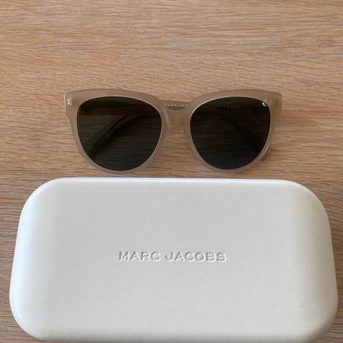 Marc Jacobs solbriller med polariserte glass