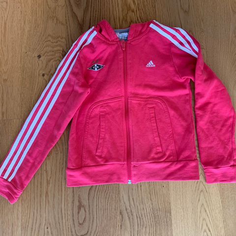 Adidas collage jakke RBK, str 140 selges kr 150,-