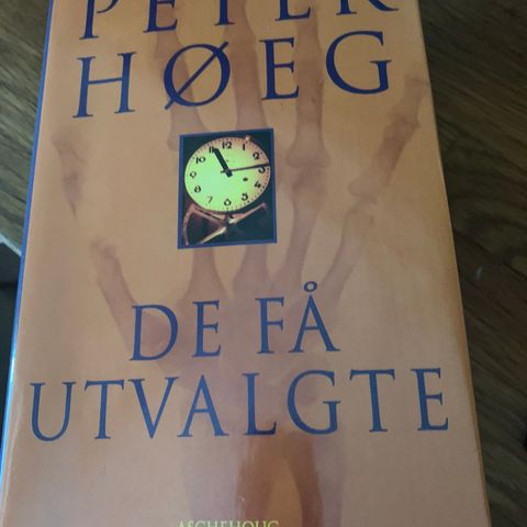 Peter høeg sin bok De få utvalgte til salgs.