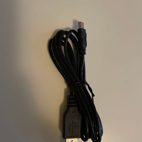 USB kabel - helt ny - svart