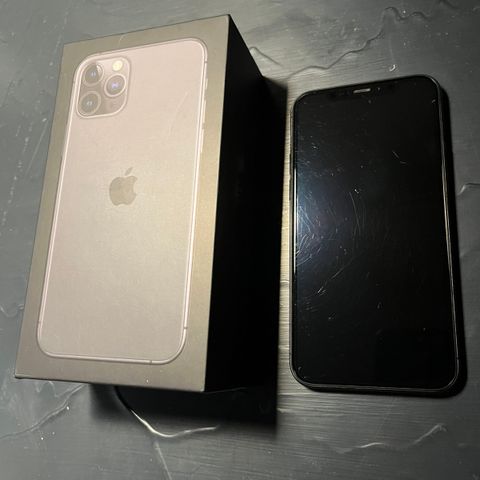 NY PRIS: iPhone 11 Pro 512gb og Apple Watch S5