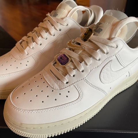 Ubrukt Air force 1 BLING str 38,5