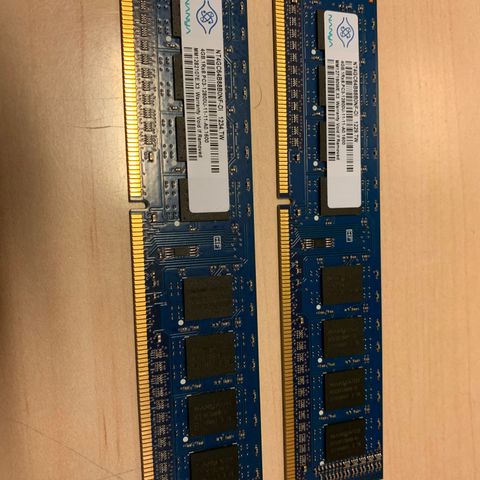 4GB 1Rx8 PC3-12800U     Ram brikke