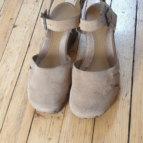 Clarks clogs / tresko med ankelrem, str 39