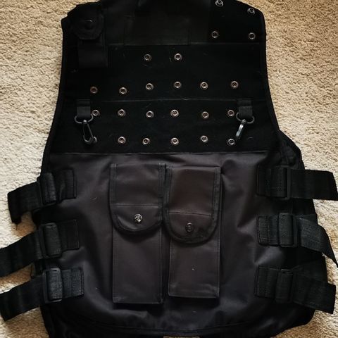 Airsoft vest