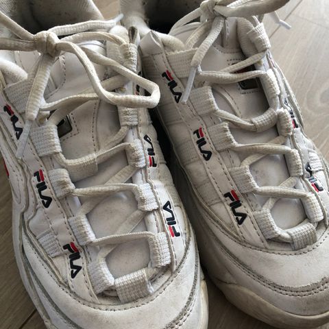 Fila sko  str 39