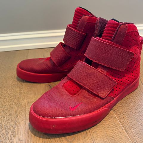 Nike Flystepper 2k3 solar red fra 2014