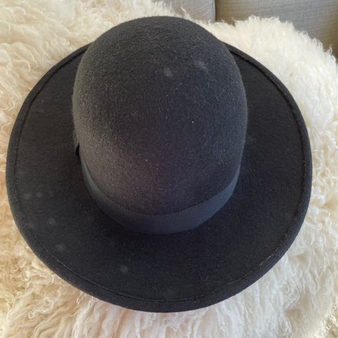 Kul vintage hatt i 100% ull