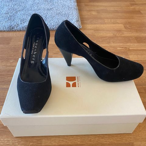 Fonnesberg Leather pumps