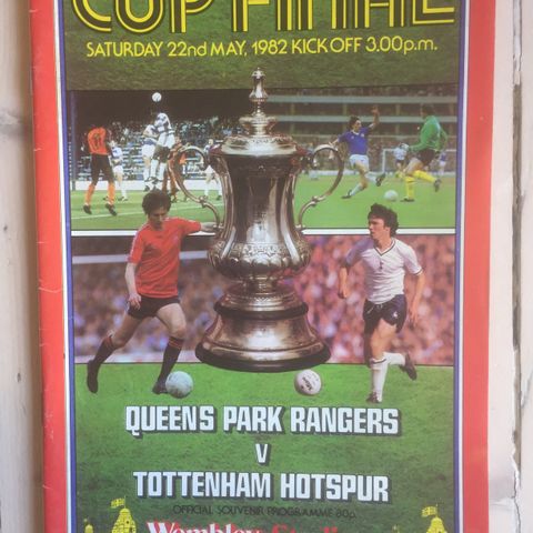 FA Cupfinale 1982 Queens Park Rangers mot Tottenham Hotspur fotballprogram