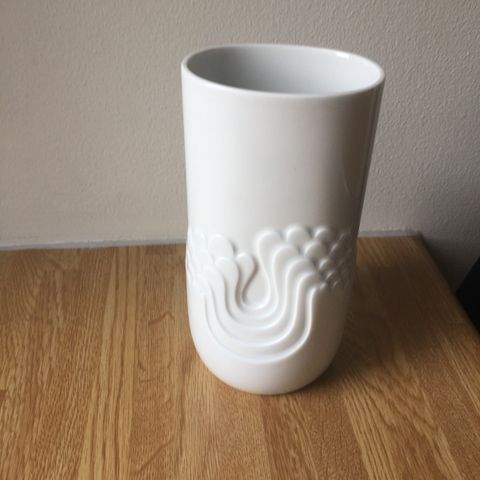 Retro vase til salgs