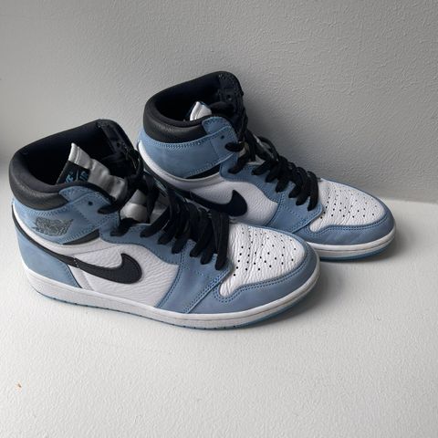 Jordan 1 High UNC 43 - University blue