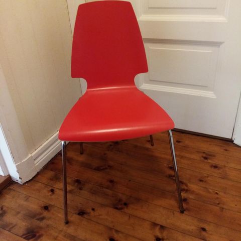 Elegant rød stol