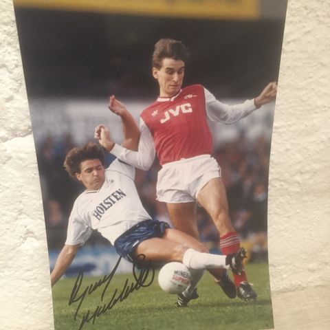 Tottenham Hotspur - Gary Mabbutt signert A4-fotografi med COA