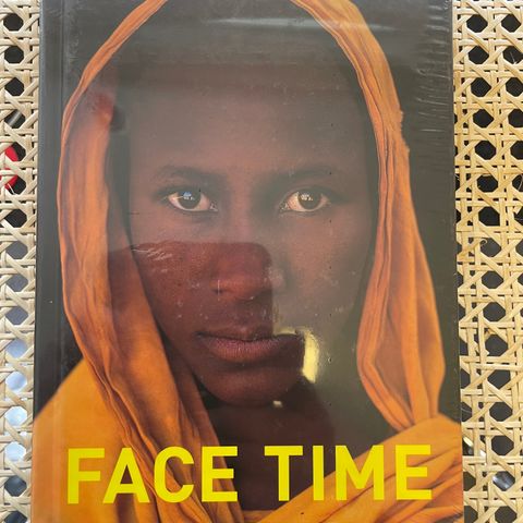 Face Time, fotobok av Patrick de Vilde