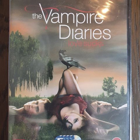 DVD serie: Vampire Diaries - Sesong 1 (UÅPNET)