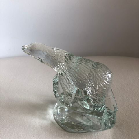 Isbjørn glass, pressglass
