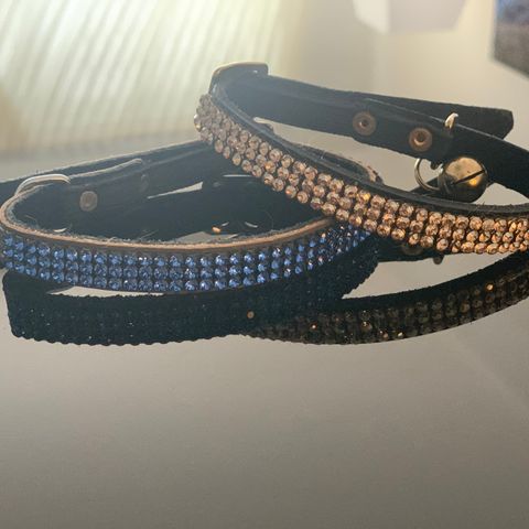 2 stk.Halsbånd for katt/hund med Swarovski krystaller