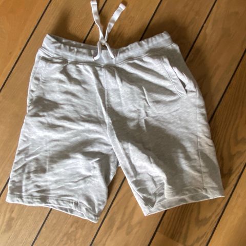 Diverse shorts Superdry, Moods, H&M, str. XL, L og M