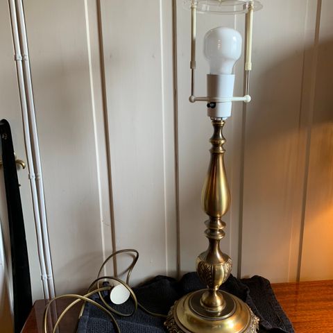 vintage bordlampe i messing