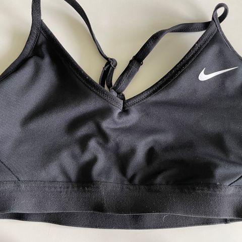 Sport topp Nike sort