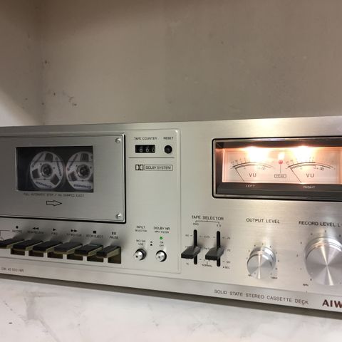 AIWA AD-6300 kassettspiller.