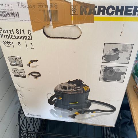 Karcher Puzzi 8/1 c professional / tekstilrens til leie