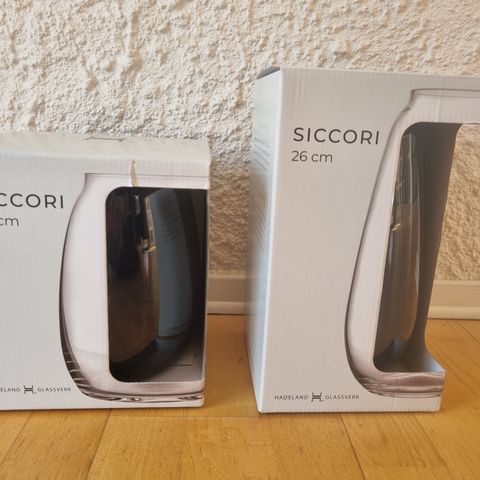 Siccori vaser 20 cm og 26 cm