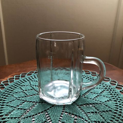 Gammel retro ølseidel i glass / ølglass 0,5 liter/ ølglass