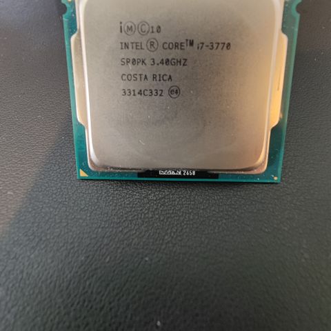 Processor cpu  AMD phenom A6 , Intel i3 i5 i7 xeon