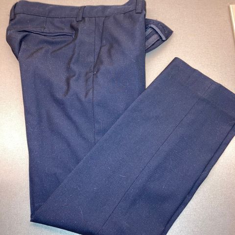 Dress bukse i marineblå Str 134