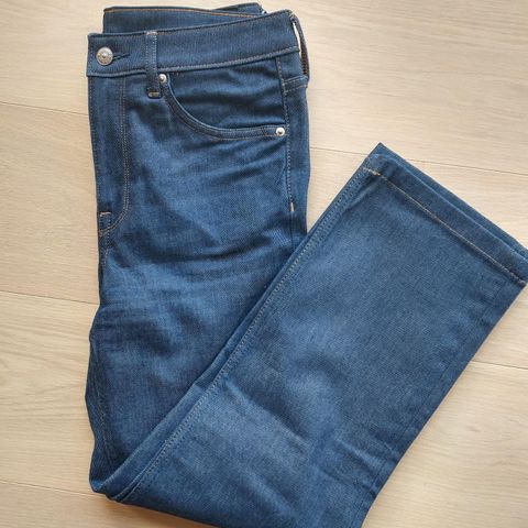 &DENIM by H&M. CN 165/74A