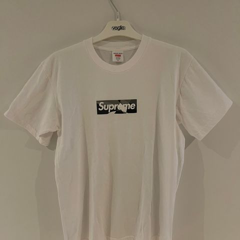 Supreme Emilio Pucci Box Logo Tee White/Black str S t-skjorte