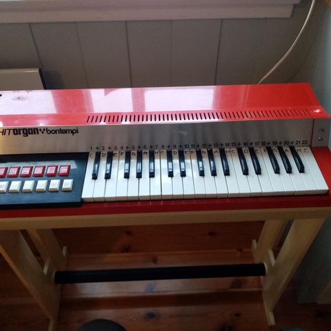 Vintage orgel /Bontempi