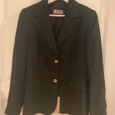 Ny! Ricco Vero Woman blazer i 100% lin, størrelse 36