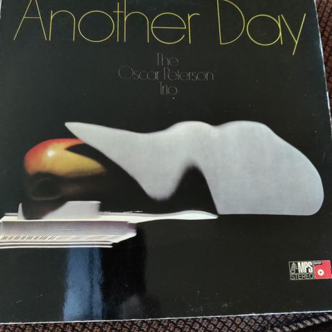 THE OSCAR PETERSON TRIO Another day