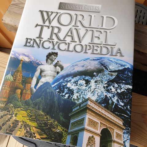 World Travel Encyclopedia (Insight Guides)